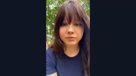Evelyn Velvet online show from 25, 6, 2026