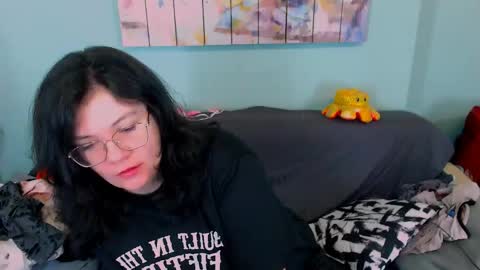 Snapshot of everly_rays chatting on 22, 4, 2026 Everly online show from 22, 4, 2026