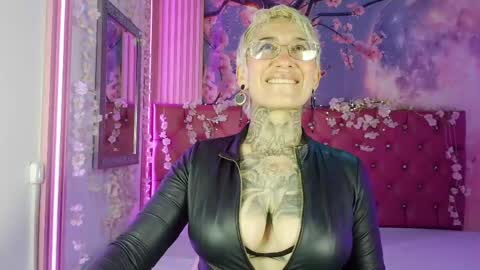 Snapshot of everlyn_sexx chatting on 17, 4, 2026 everlyn_sexx online show from 17, 4, 2026