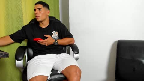 Snapshot of evessinn chatting on 29, 3, 2026 luis online show from 29, 3, 2026