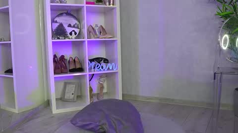 evewilder online show from 10, 2, 2026