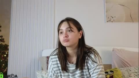 evi_woow online show from 1, 12, 2024