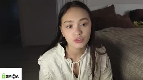 evi_woow online show from 2, 3, 2026