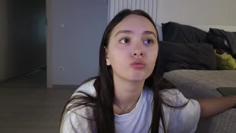 Snapshot of evi_woow chatting on 24, 3, 2026 evi_woow online show from 24, 3, 2026