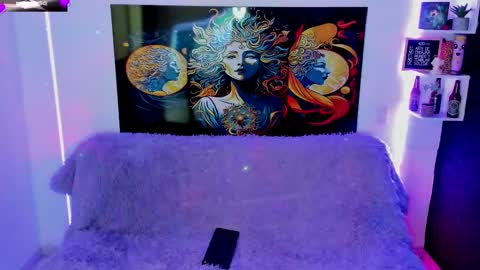 Snapshot of evie99_ chatting on 19, 2, 2025 Evie99  online show from 19, 2, 2025