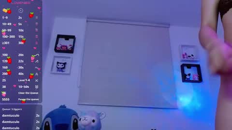 Evie Cloud online show from 15, 2, 2025