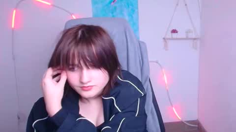 Evie online show from 12, 1, 2026