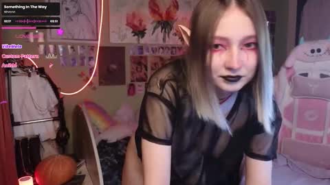 Evie online show from 30, 10, 2025