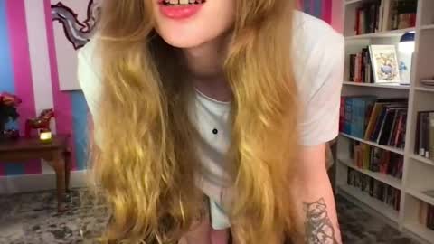 Snapshot of eviecam chatting on 7, 4, 2026 Evie3 online show from 7, 4, 2026