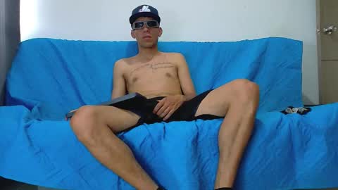 evil_boss1 online show from 28, 5, 2026
