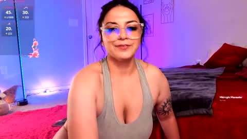 Snapshot of evil_luvr chatting on 21, 10, 2025 Ada online show from 21, 10, 2025