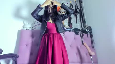 Snapshot of evil_sammy chatting on 14, 11, 2025 Mistress Sammy online show from 14, 11, 2025