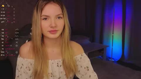 Evelyn online show from 26, 11, 2025