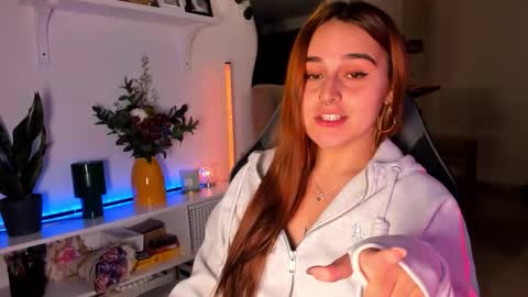 Snapshot of evy_orange1 chatting on 14, 3, 2026 EVY online show from 14, 3, 2026