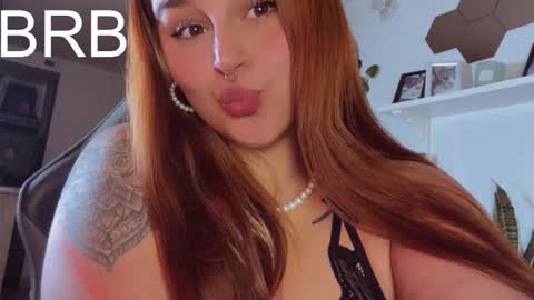 Snapshot of evy_orange1 chatting on 20, 3, 2026 EVY online show from 20, 3, 2026