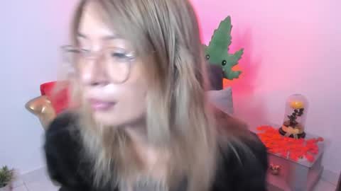 Snapshot of evyei chatting on 31, 12, 2024 evyei online show from 31, 12, 2024