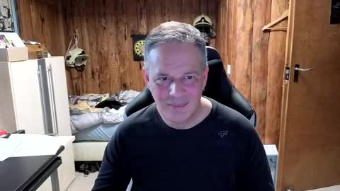 exibe1219 online show from 3, 2, 2025