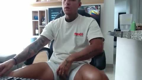 Snapshot of exotic_dude chatting on 31, 3, 2026 camilo online show from 31, 3, 2026