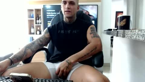 Snapshot of exotic_dude chatting on 5, 7, 2026 camilo online show from 5, 7, 2026