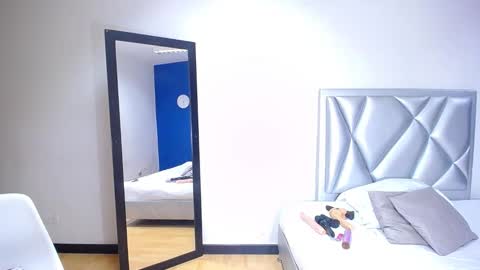 exotic_karmella online show from 14, 1, 2025