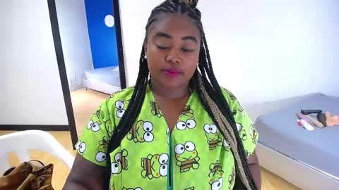 exotic_karmella online show from 23, 9, 2025