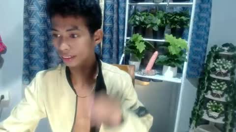 Snapshot of exotictransx chatting on 16, 12, 2025 richard online show from 16, 12, 2025