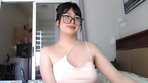 Candy  online show from 9, 4, 2026