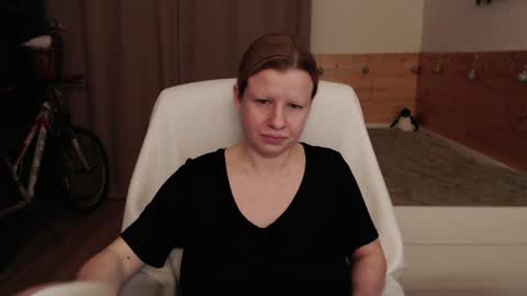 Snapshot of exponentex5 chatting on 4, 12, 2024 Crystal online show from 4, 12, 2024