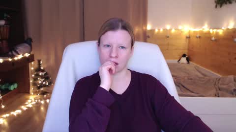 Snapshot of exponentex5 chatting on 31, 12, 2024 Crystal online show from 31, 12, 2024