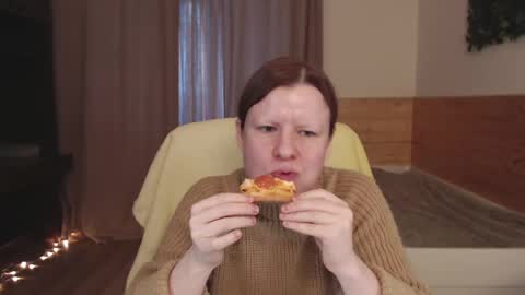 Snapshot of exponentex5 chatting on 27, 2, 2025 Crystal online show from 27, 2, 2025