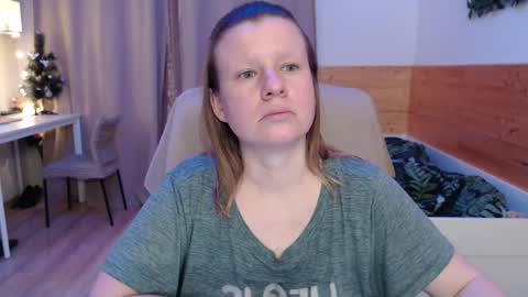 Snapshot of exponentex5 chatting on 6, 2, 2026 Crystal online show from 6, 2, 2026