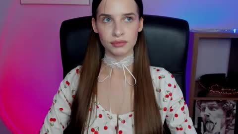 Snapshot of extasy_maya chatting on 12, 11, 2025 Maya online show from 12, 11, 2025