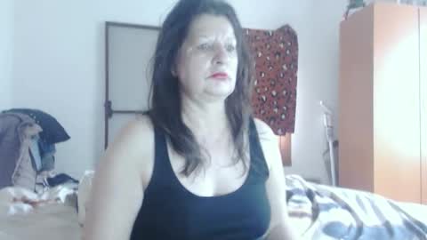 Snapshot of extasymature chatting on 2, 5, 2026 ExtasyMature online show from 2, 5, 2026