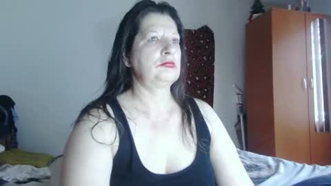 Snapshot of extasymature chatting on 2, 6, 2026 ExtasyMature online show from 2, 6, 2026