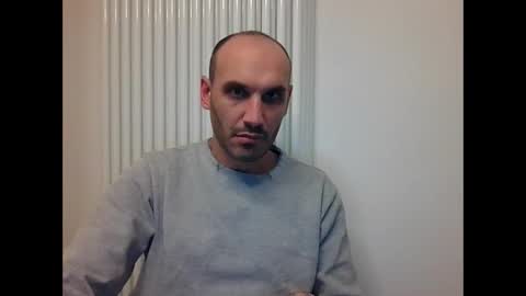 Snapshot of extr0 chatting on 20, 3, 2026 Extro online show from 20, 3, 2026