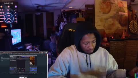 Snapshot of exxxtr4sauce chatting on 5, 1, 2025 exxxtr4sauce online show from 5, 1, 2025
