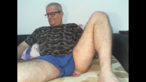 Snapshot of eyes12 chatting on 26, 9, 2025 GEORGE online show from 26, 9, 2025