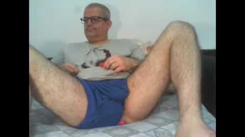 Snapshot of eyes12 chatting on 16, 10, 2025 GEORGE online show from 16, 10, 2025