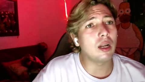 Snapshot of eyesgreenman chatting on 9, 10, 2025 eyesgreenman online show from 9, 10, 2025