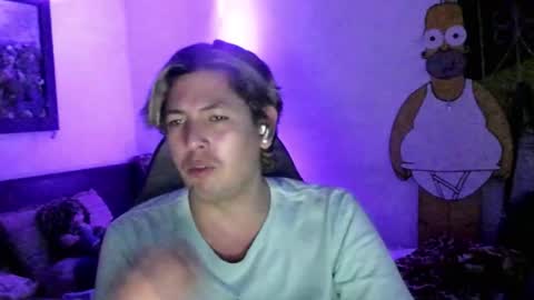 Snapshot of eyesgreenman chatting on 10, 10, 2025 eyesgreenman online show from 10, 10, 2025