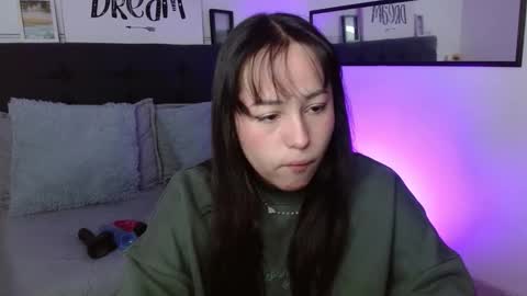 eymmy_24 online show from 9, 9, 2025