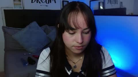 eymmy_24 online show from 13, 9, 2025