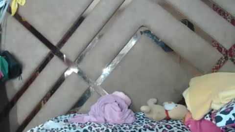 eyshaexotii online show from 1, 3, 2026