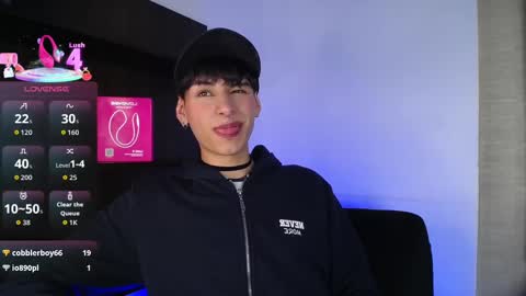 Snapshot of ezra_storm chatting on 12, 9, 2025 Juan online show from 12, 9, 2025