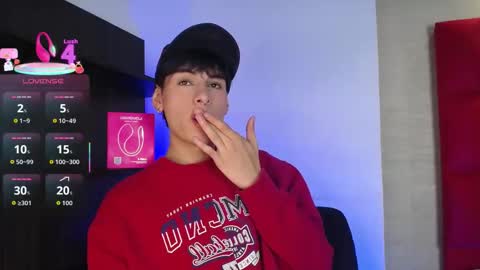 Snapshot of ezra_storm chatting on 15, 9, 2025 Juan online show from 15, 9, 2025