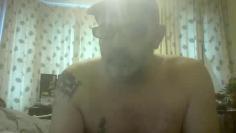 Snapshot of f1zzeek chatting on 6, 3, 2026 f1zzeek online show from 6, 3, 2026