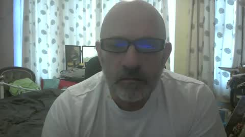 Snapshot of f1zzeek chatting on 10, 3, 2026 f1zzeek online show from 10, 3, 2026