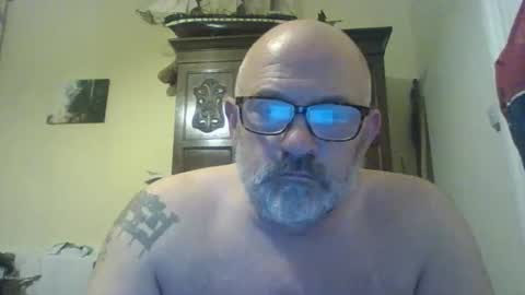 Snapshot of f1zzeek chatting on 5, 4, 2026 f1zzeek online show from 5, 4, 2026