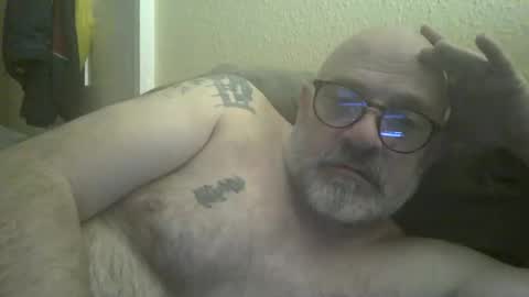 Snapshot of f1zzeek chatting on 23, 4, 2026 f1zzeek online show from 23, 4, 2026