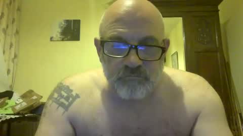 Snapshot of f1zzeek chatting on 28, 4, 2026 f1zzeek online show from 28, 4, 2026